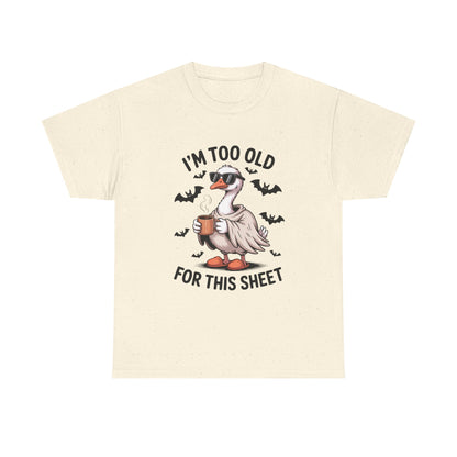 Halloween Humor T-Shirt, Funny Goose Shirt, Casual Tee for Animal Lovers, Gifts for Friend, Holiday Party Wear, Quirky Outfit